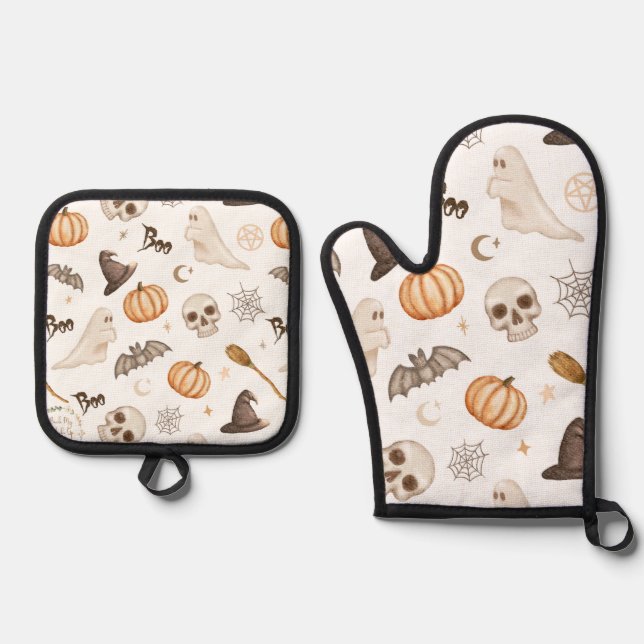 Spooky Halloween Pumpkins & Ghosts Oven Mitt & Pot Holder Set (Front)