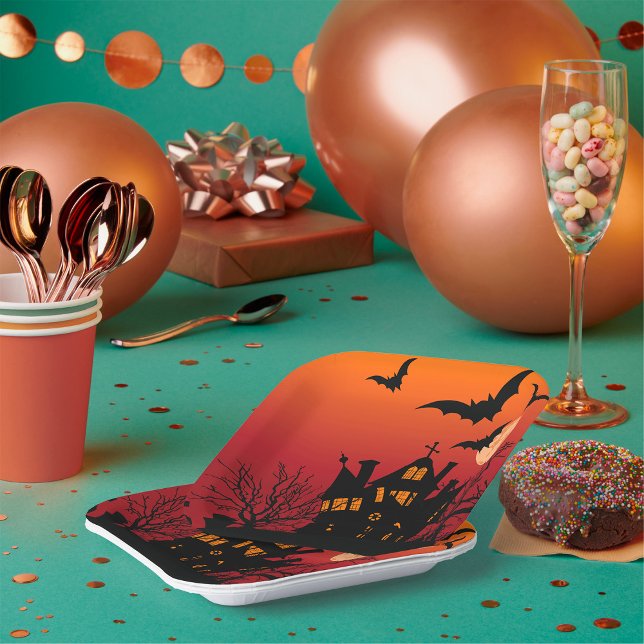 Spooky Haunted House Halloween Night  Paper Plate (Creator Uploaded)