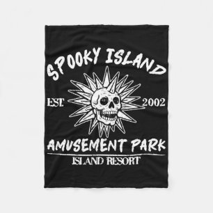 Spooky Island Retro Halloween Skull 90s Halloween Fleece Blanket