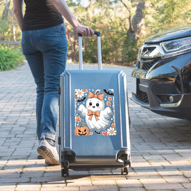 Spooky Lace Ghost Halloween (Suitcase Insitu)