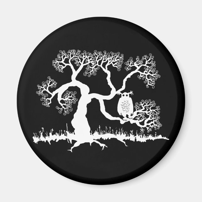 Spooky Owl In Tree Magnet (Front)