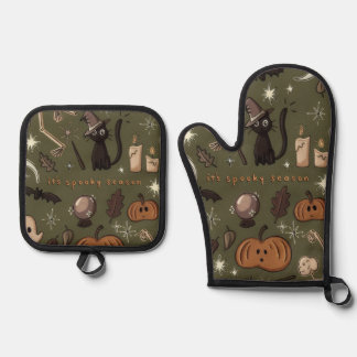 Spooky Season Halloween Oven Mitt & Pot Holder Set