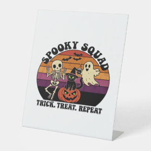 Spooky Squad Retro Halloween Design (Black Text) – Pedestal Sign