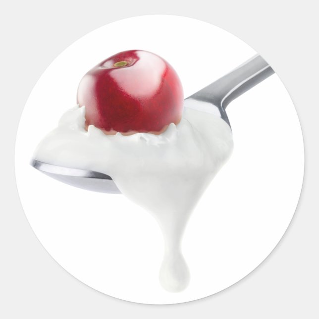Spoon of cherry yogurt classic round sticker (Front)
