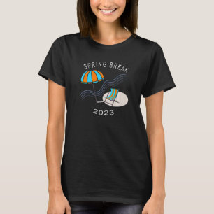 Spring Break 2023 Beach Chair Umbrella Artwork T-Shirt