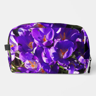 SPRING CROCUS DOPP KIT