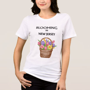 SPRING IN A BASKET Women's Flowers in basket Tri-Blend Shirt