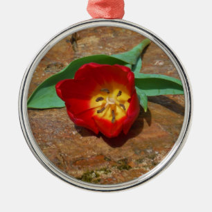 Spring Red Tulip Metal Tree Decoration