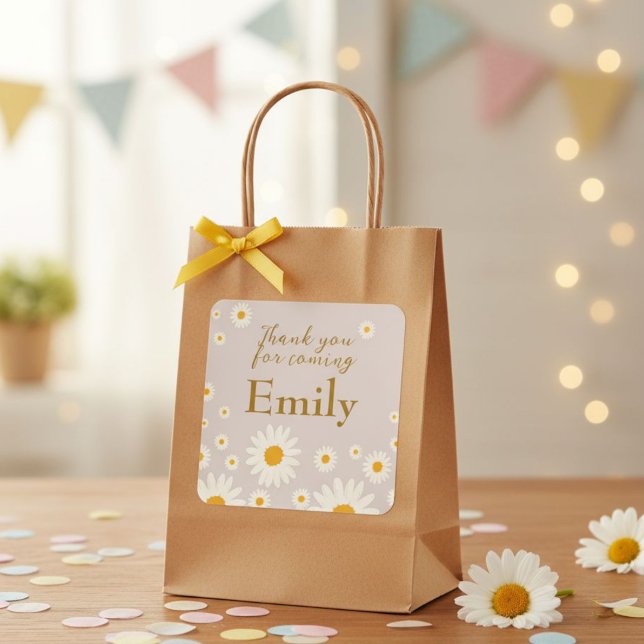 Square birthday labels for Daisy / "Thank you"  (Creator Uploaded)