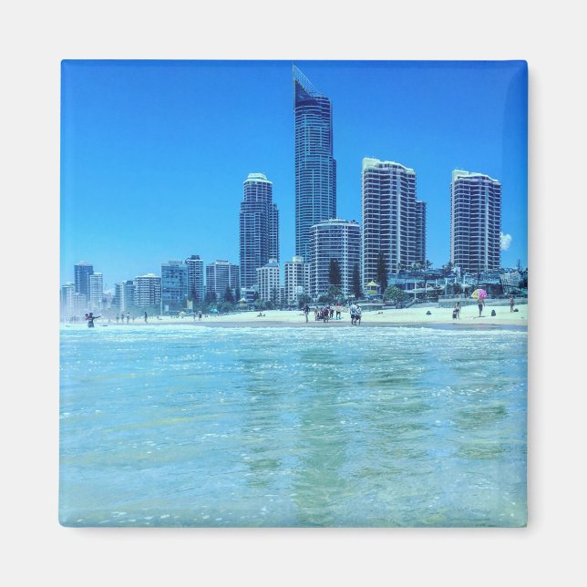 Square Magnet with a view of Surfers Paradise. (Front)