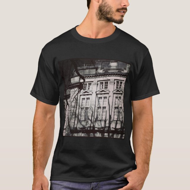 Square photo - University T-Shirt (Front)