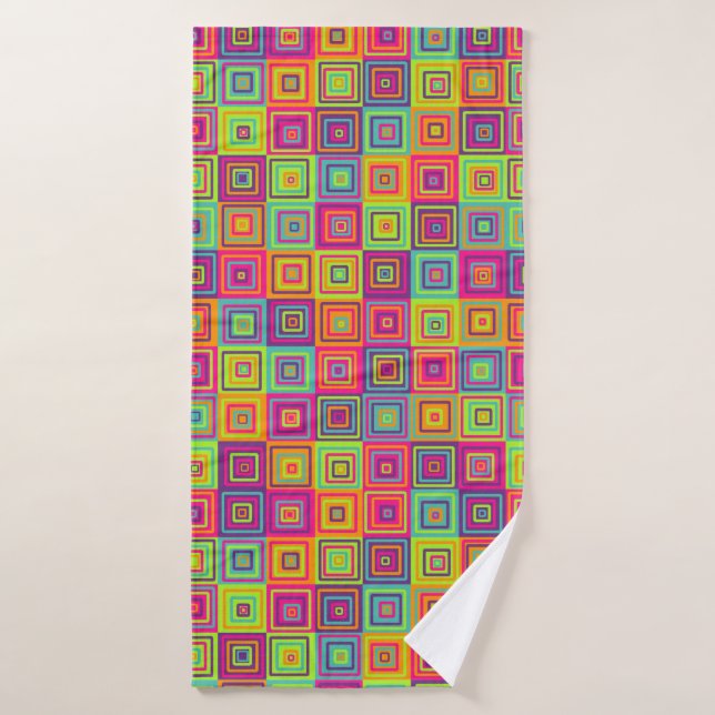 Squares Pattern Bath Towel (Bath Towel)
