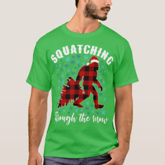 Squatching Through The Snow Plaid Buffalo Christma T-Shirt