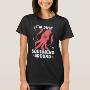 Squid   Octopus   Squid Marine Biologist T-Shirt
