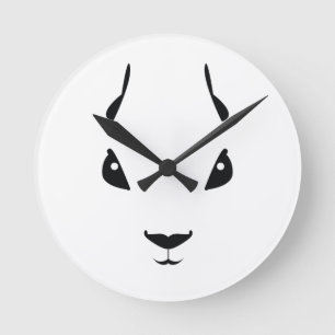 squirrel round clock