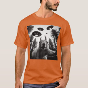 Squirrel Sie with Alien UFO Funny Gifts for Men Wo T-Shirt