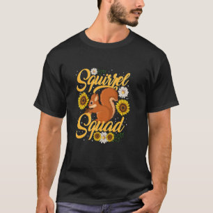 Squirrel Squad Mum Woodland Critter Animal Nuts Na T-Shirt