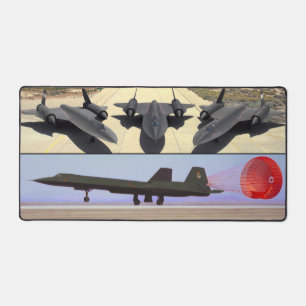 SR-71 BLACKBIRD DESK MAT