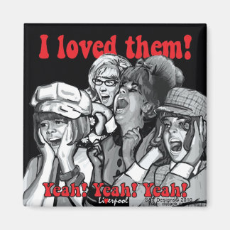 st-blk_wht_scream_love magnet