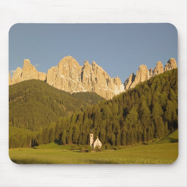 St Giovanni, Val di Funes, Dolomites, Italy Mouse Mat (Front)