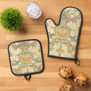 St. James by William Morris, Acanthus Leaves Oven Mitt & Pot Holder Set
