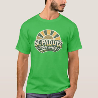 St. Paddy's Vibes Only - Retro 70s Sunburst Art T-Shirt