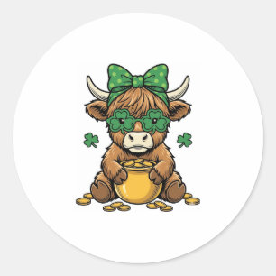 St Patrick Highland Cow Pot of Gold Vintage Art_1 Classic Round Sticker