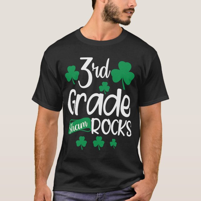 St Patricks Day  For 3rd Grade Teacher Plaid Shamr T-Shirt (Front)