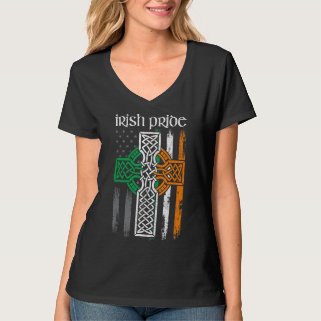 St Patricks Day Irish American Flag Celtic Tshirt  (Front)