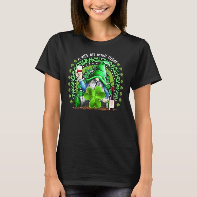 St Patrick's Day Irish Gnome Drink Wine Shamrock R T-Shirt (Front)