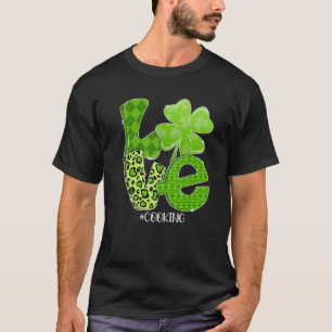 St. Patricks Day Love Cooking Plaid Leopard Shamro T-Shirt
