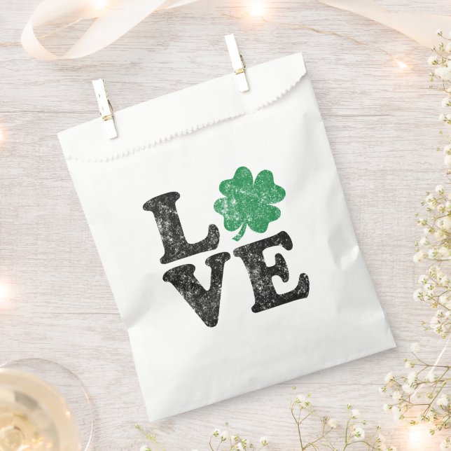 St Patrick's Day LOVE Shamrock Irish Favour Bags (Clipped)