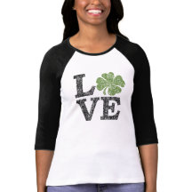 St Patricks Day LOVE with shamrock