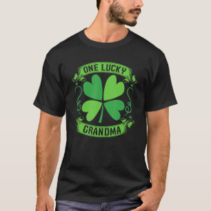 St Patricks Day One Lucky Grandma Shamrock C Leaf T-Shirt