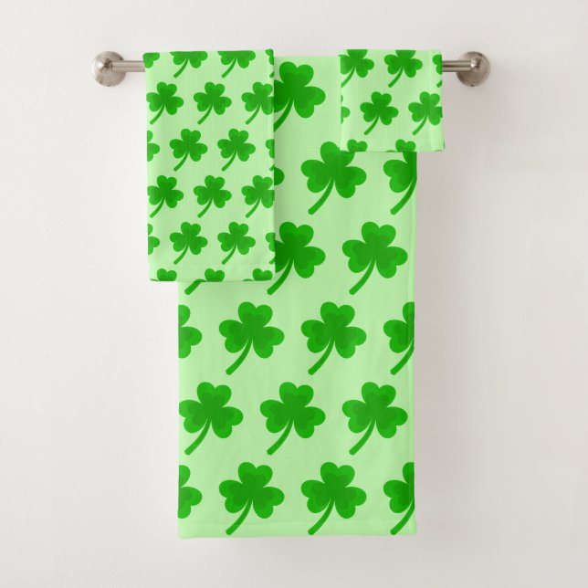 St. Patrick's Day Shamrock Pot of Gold Celtic Knot Bath Towel Set (Insitu)