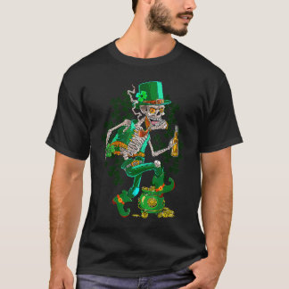 St Patrick's Day Skeleton Drinking Beer C Pot Of G T-Shirt