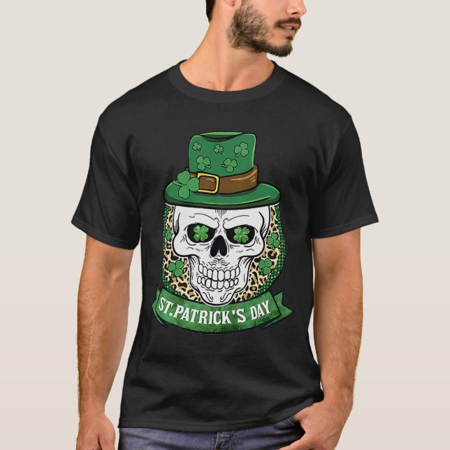St Patrick's Day Skull Hat Shamrock Lucky Irish Pa T-Shirt (Front)