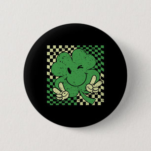 St Patricks Day Vintage Retro Groovy Lucky Shamroc 6 Cm Round Badge