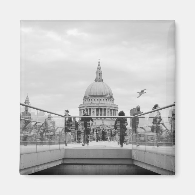 St. Paul's Cathedral Magnet: London Magnet (Front)