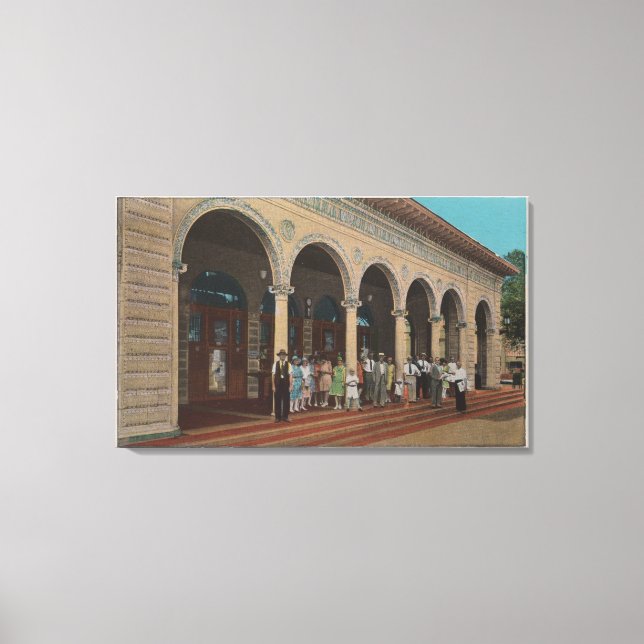St. Petersburg, FL - Exterior View of Post Canvas Print (Front)