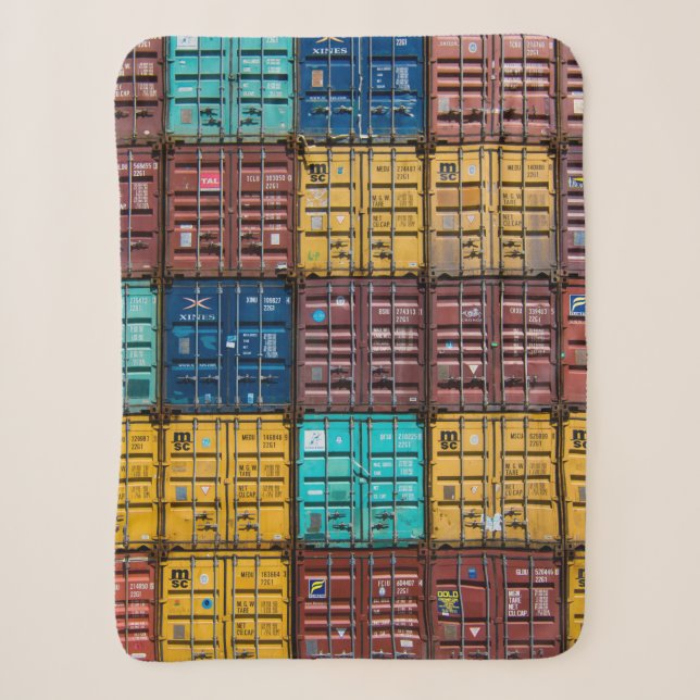 Stack of cargo trailer sherpa blanket (Front)