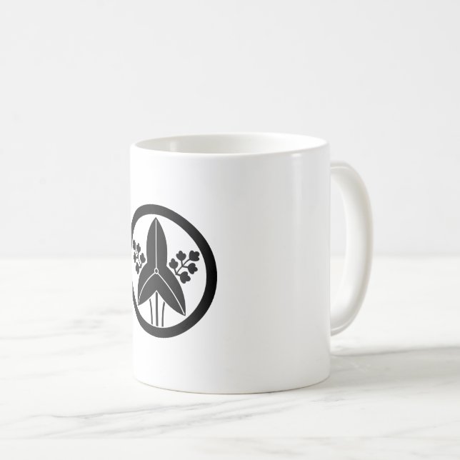 Standing arrowhead in circle coffee mug (Front Right)
