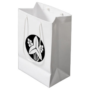 Standing arrowhead in rice cake Gift Bags