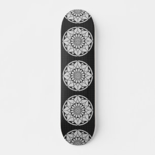 Star Mandala knitting black & white Skateboard