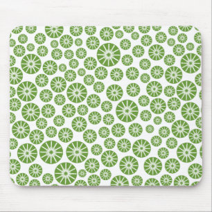 Star Wheel Pattern - Avocado Green on White Mouse Mat