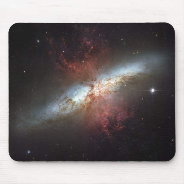 Starburst galaxy, Messier 82 Mouse Mat (Front)