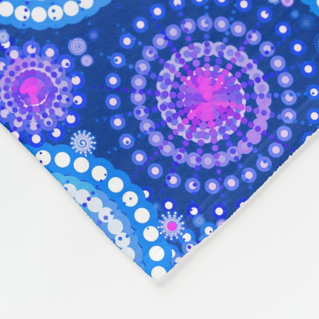 Starbursts and pinwheels, cobalt blue & white fleece blanket (Corner)