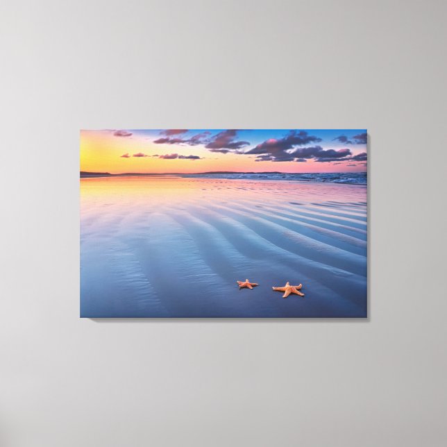 Starfish On Sand Canvas Print (Front)
