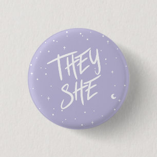 Stars They She Pronouns in Lilac 3 Cm Round Badge