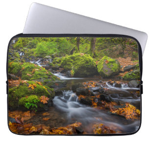Starvation Creek Falls Columbia Gorge, Oregon Laptop Sleeve